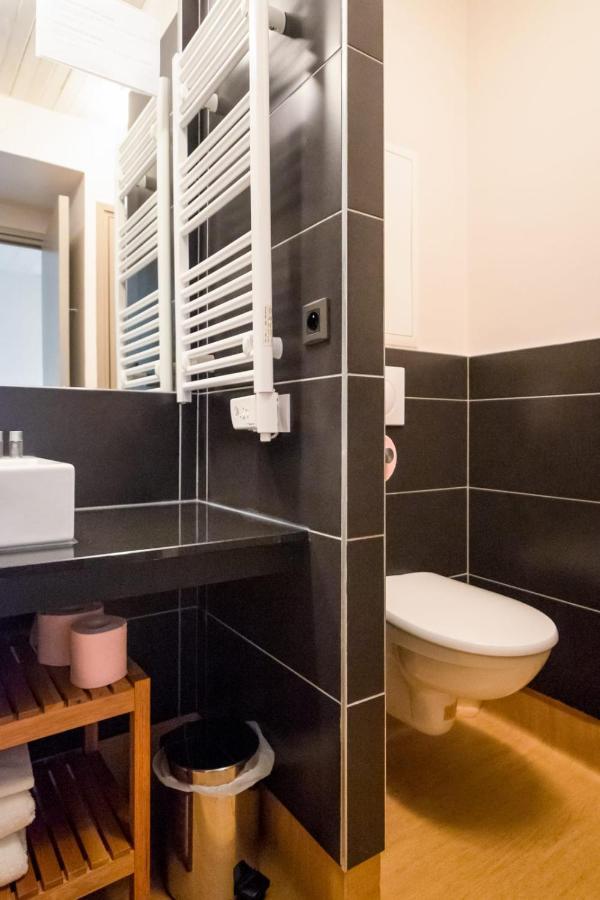 Vieille Bourse - Studio Close To Stations And Old City - Welkeys Rijsel Buitenkant foto